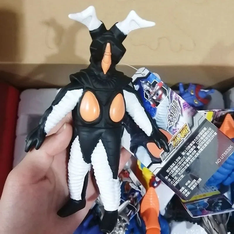 15cm Monster Kaiju Model Action figure Alien Hipporit Antlar Red king Zetton Tyrant Gomora Hipporit Altman Toy collection gift