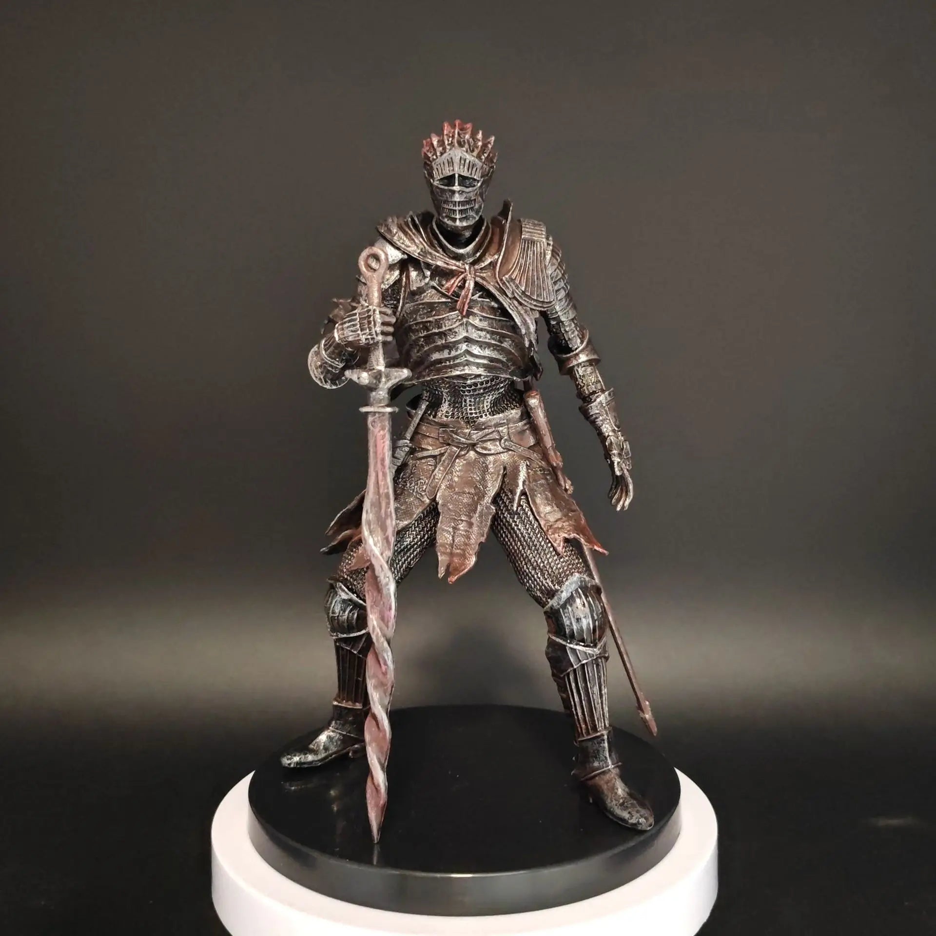 New Dark Souls 3 Lord Of Cinder Knight Undead Soldier Model Desktop Action Figure Statue High Quality Figurine Gift For Friend