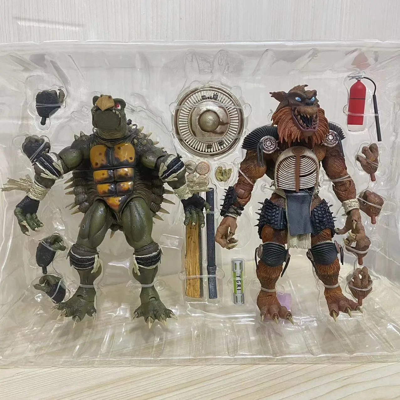 NECA 54127 Toys Teenage Mutant Ninja Turtles The Secret Of The Ooze Tokka & Rahzar 2 Pack 18 cm Action Figure Original Doll TMNT