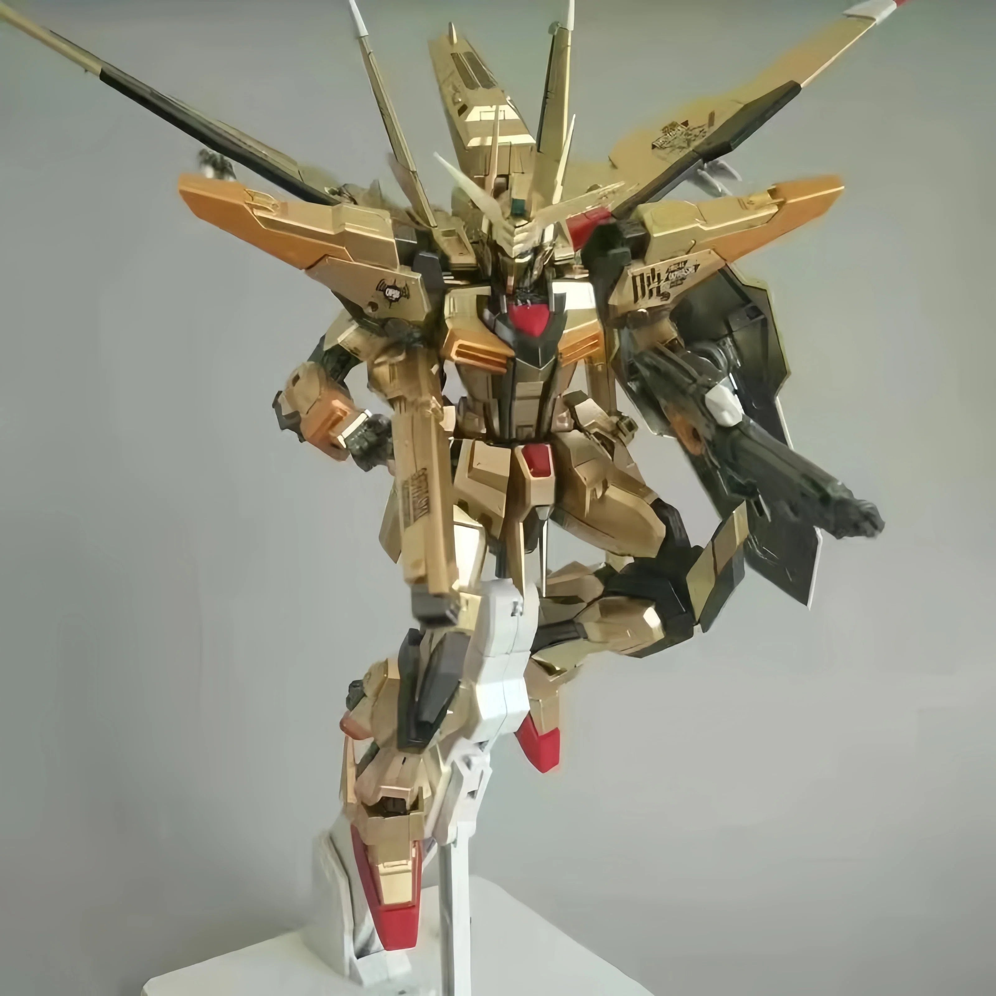 New  Action Gdm Mecha Figure Mg Astray 1:144 Strike Freedom 2.0 Figurine Assembly Model Collectible Decoration Toys Gifts
