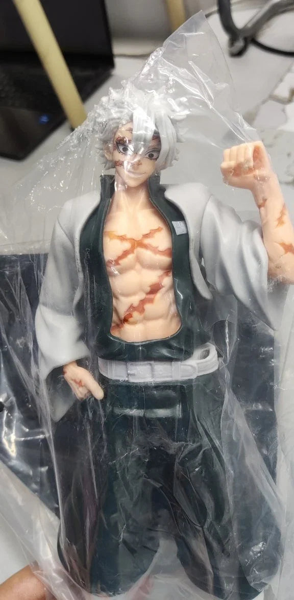 Demon Slayer 30cm Anime Figure Gk Cheng Shinazugawa Sanemi Standing Statue Animation Peripherals Figures Ornaments Toys Gift