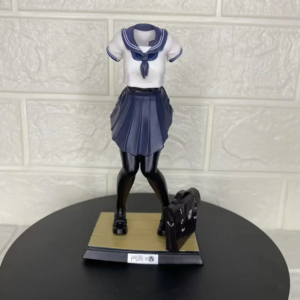New clothes of the cartoon beauty girl emperor -17cm fashionable play accessories anime limited animation hand toys wholesale