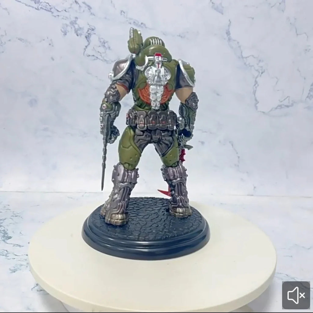 21CM Doom Slayer Eternal Action Figure Collection Model Statue Anime Destroy Hunter Akam  Figurine Desktop Ornament Pvc Toy Gift