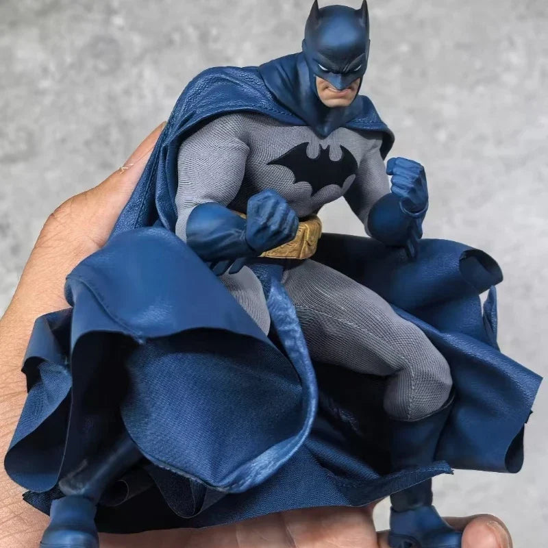 GONG Studio 17.5cm Batman Hush Bat Man Figure Tailored Fabric Suit Anime Action Figures PVC Statue Model Collectible Toys Gifts