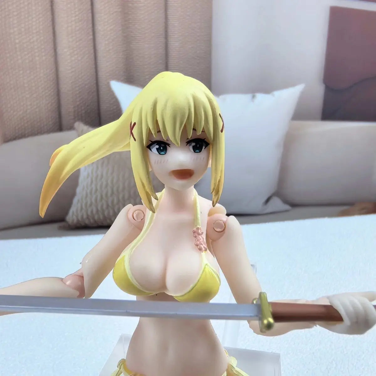 Darkness Action Figure Konosuba: God'S Blessing On This Wonderful World! Figures High-Quality Version Model Desk Decora Toy Gift