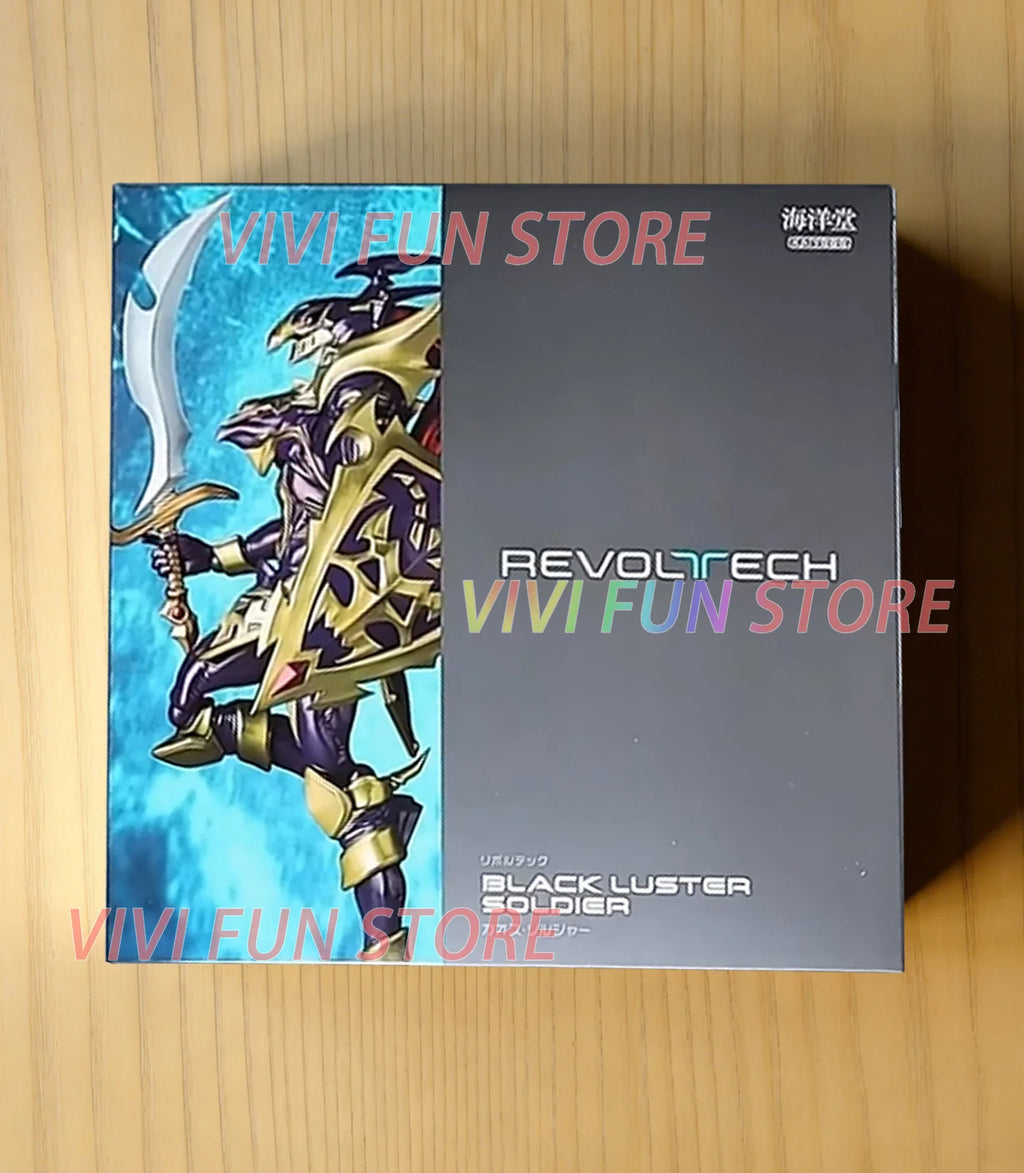 Auf Lager KAIYODO Schwarz Glänzender Soldat Beweglichkeits-Modellspielzeug Revoltech AMAZING YAMAGUCHI Yu-Gi-Oh! Offizielles Kartenspiel