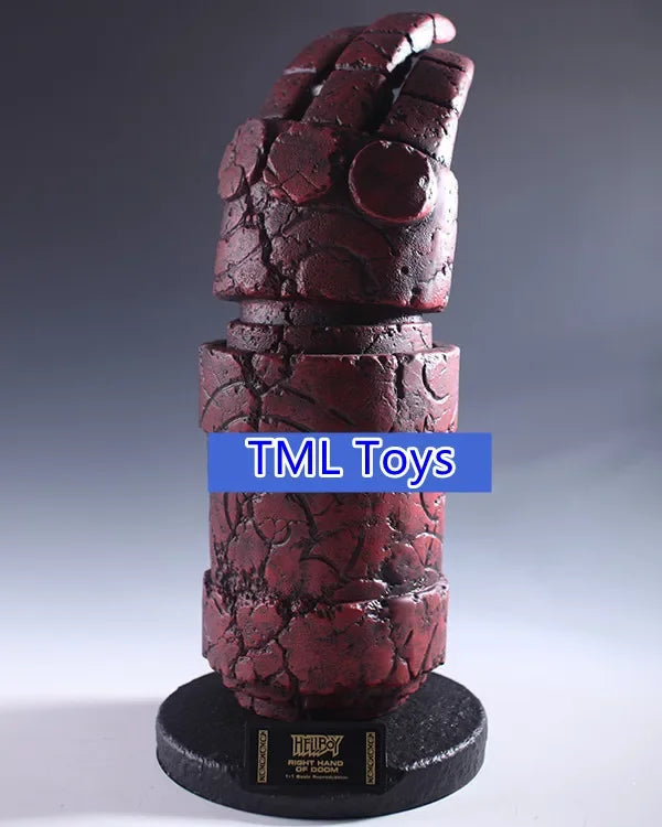 1:1 Scale prop Right hand of DOOM Hellboy resin action figure statue Collection Model Toy wearable gloves put on table gift
