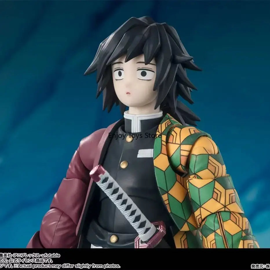 In Stock Bandai SHF Demon Slayer: Blade of Demon Slayer: Water Pillar: Breath of Water Tomooka Yoshiaki Can Use A Model