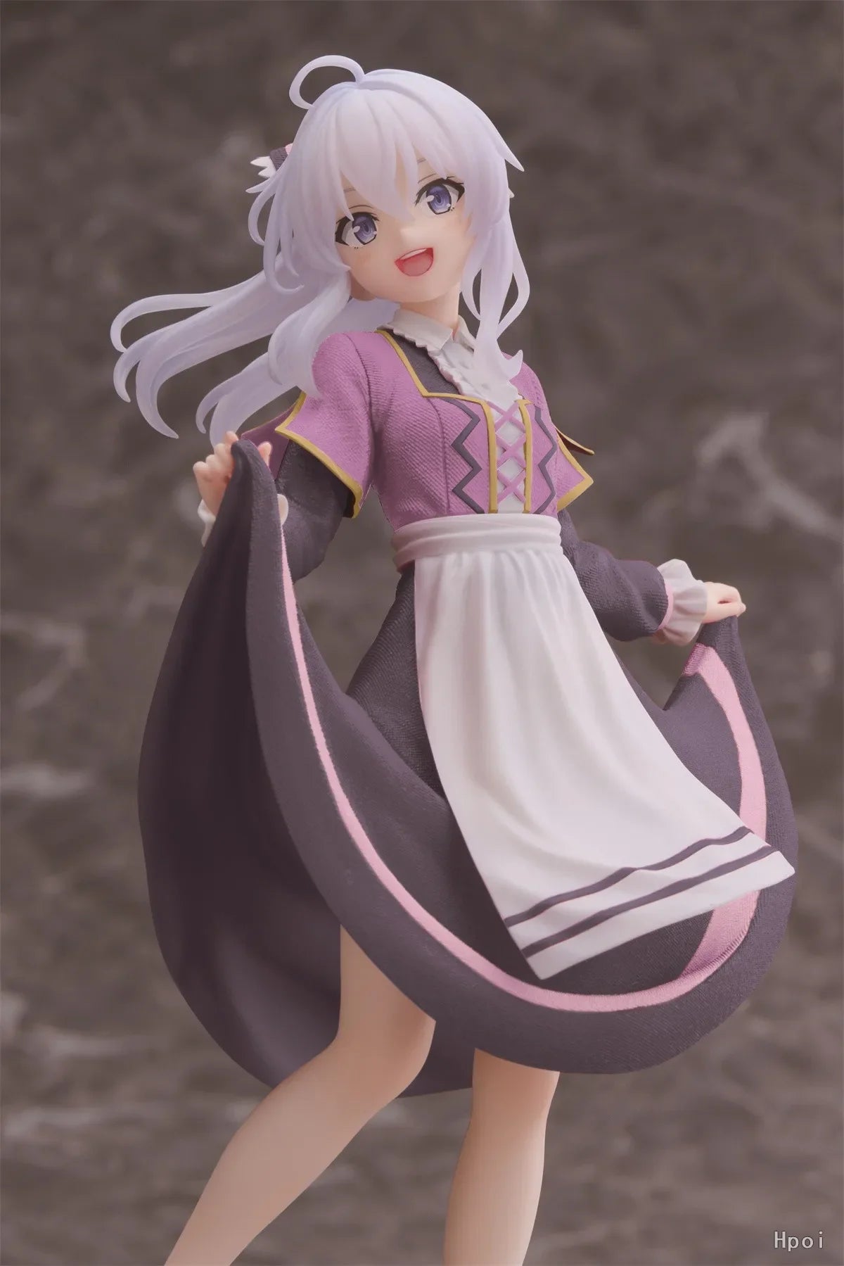 18CM Anime Wandering Witch The Journey of Elaina Figure Ilyina Standing Model Toy Wearing Hat Gift Collection Decorative PVC