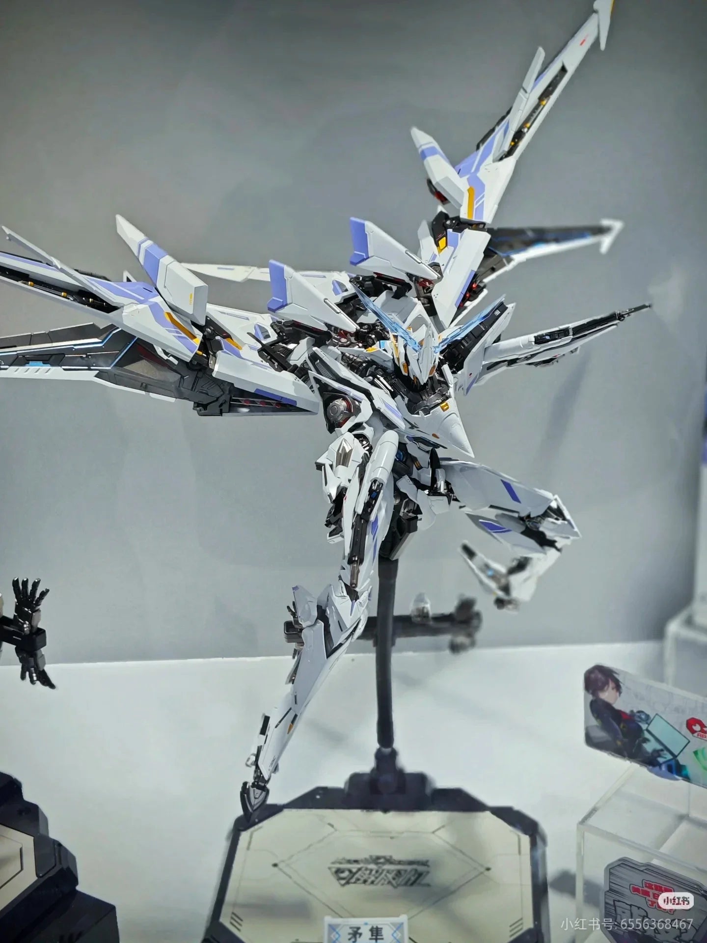 MOSHOW UBP-R02T Falcon Break Striker Model Toy - Painted Model with Metal Frame Collectible Action Figure in Stock