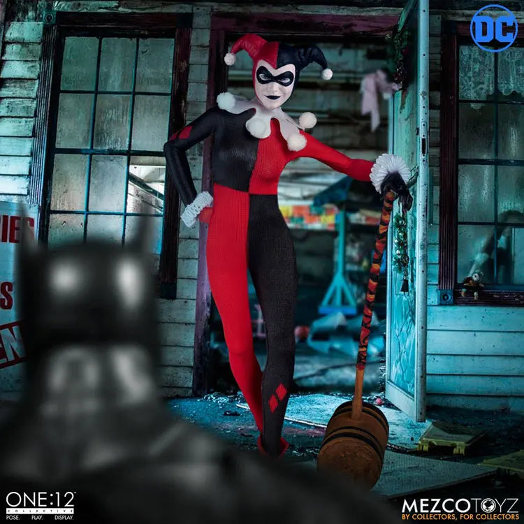 In Stock Original Mezco ONE:12 Batman Arkham Harley Quinn Anime Action Collection Figures Model Toys Gifts for Kids