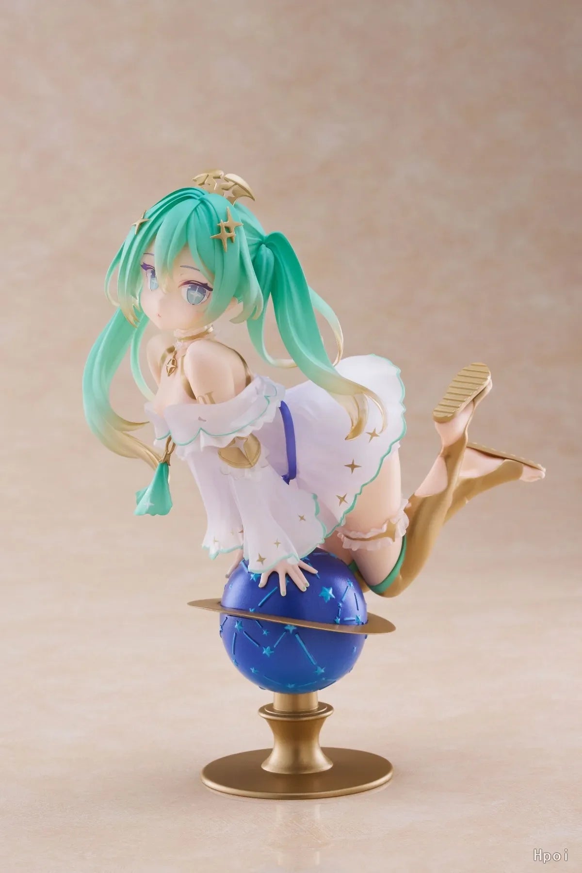 16CM Anime Hatsune Miku Figure Glittering Star ver 39th Anniversary Globe Scene Model Toy Gift Collection Action Figure PVC