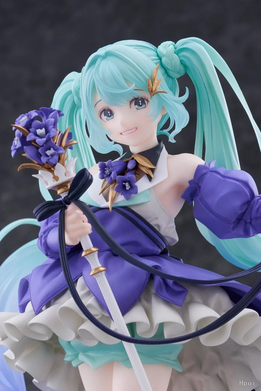 22cm/8.66in Hatsune Miku Anime Figure Purple Skirt Miku Action Figure Fashion Lolita Miku Figurine PVC Collection Model Doll Toy