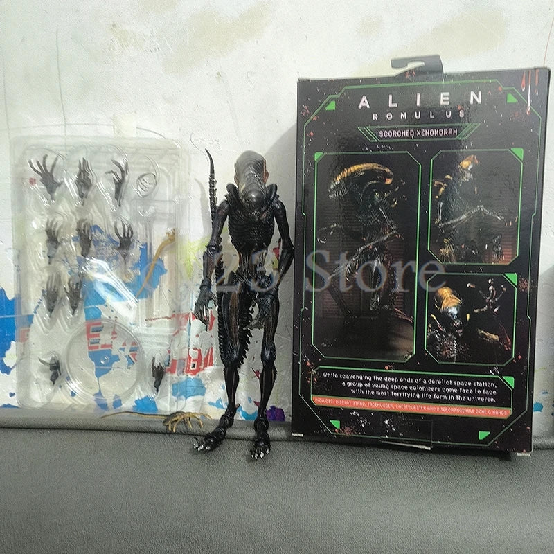 Alien Romulus Scorched Xenomorph Anime Figure Aliens vs Predator Action Figure Collection NECA Movie Toy Doll Birthday Gift 20cm