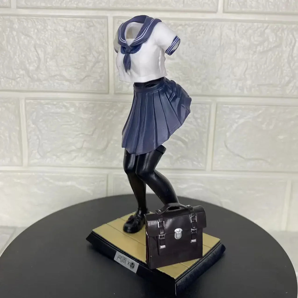 New clothes of the cartoon beauty girl emperor -17cm fashionable play accessories anime limited animation hand toys wholesale