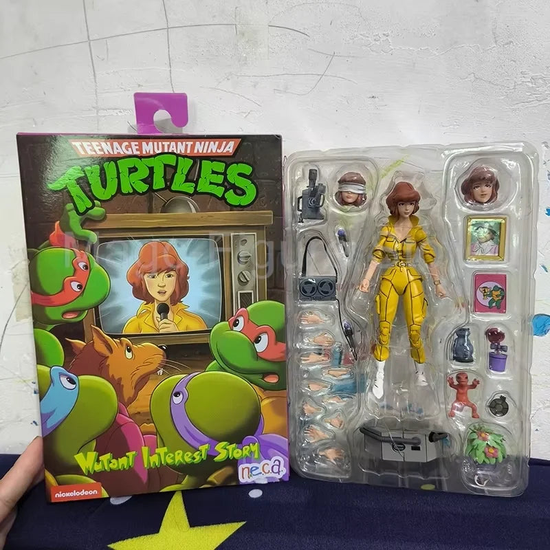 Neca Anime Gelbe Kleidung Weibliche Reporterin April O'Neil Actionfigur Sammlungsmodell Spielzeug Gelenk-Geburtstagsgeschenk