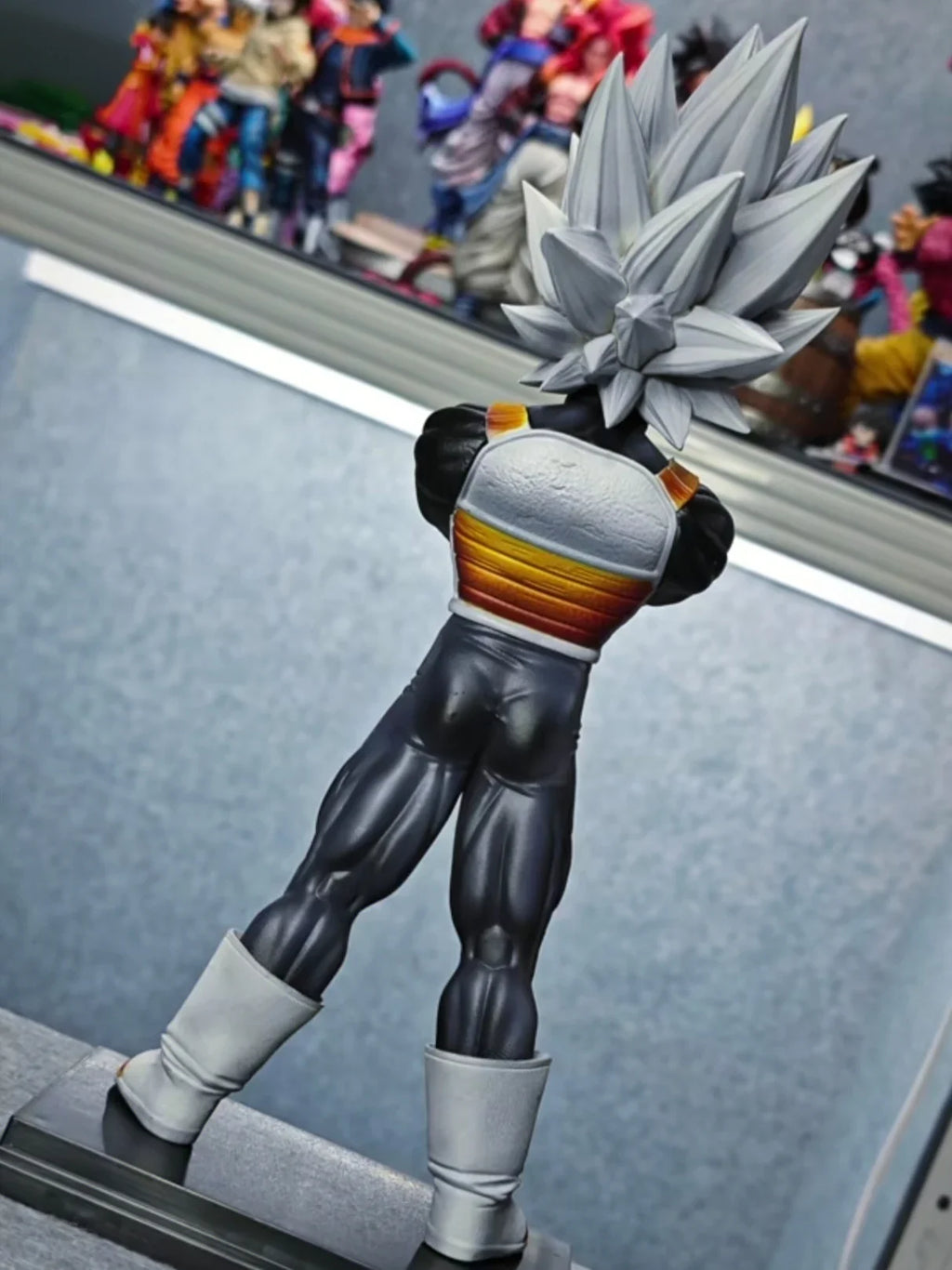 33cm Dragon Ball Z Super Saiyan Vegeta Anime Figures SSJ3 Vegeta Anime Movie Character Toys, Decorations, Collectible Gifts