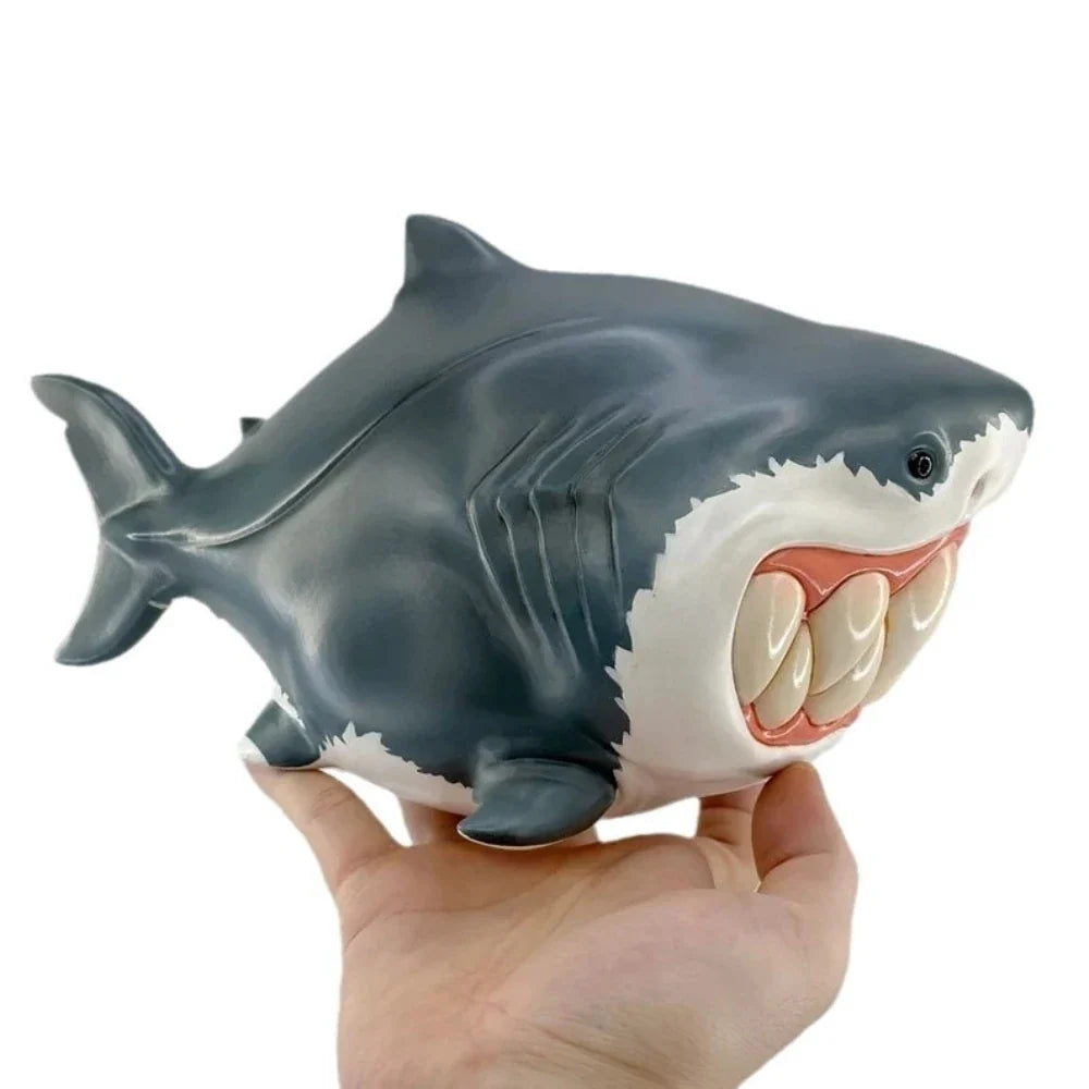 Fierce Rhubarb Shark Resin Figurine, Mini Version of Big Shark Resin Deep Sea Shark Home Bedroom Office Desktop Decoration