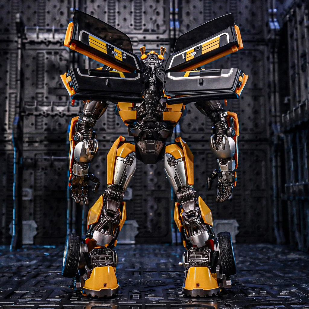 Transforming Yellow Bee Toy Model Alloy Skeleton Moveable Car Person Collectible Action Figure 2cm High Precision Painting