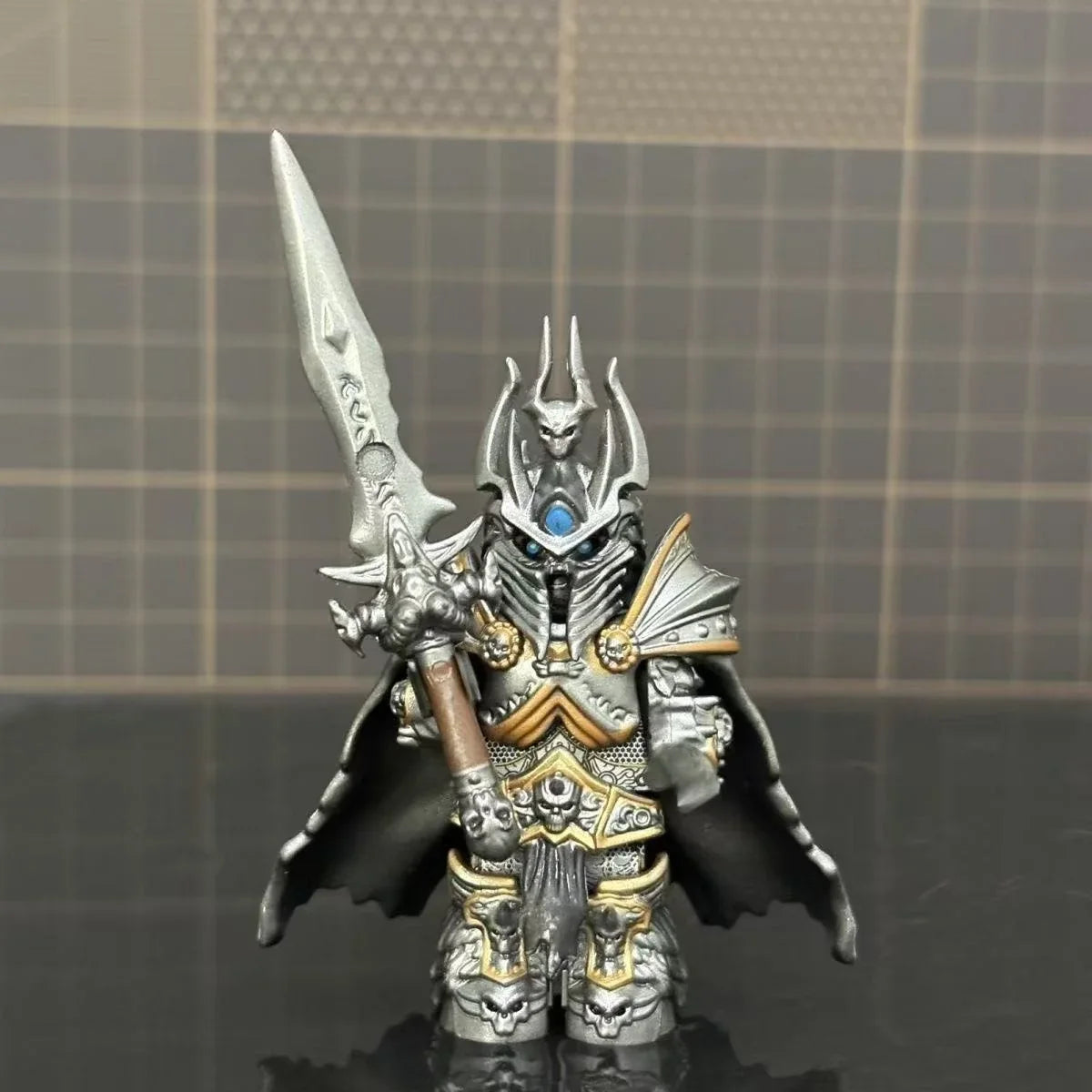 King & Swordsman Movie Figure Set | Decoration | Perfect Gift for Collectors