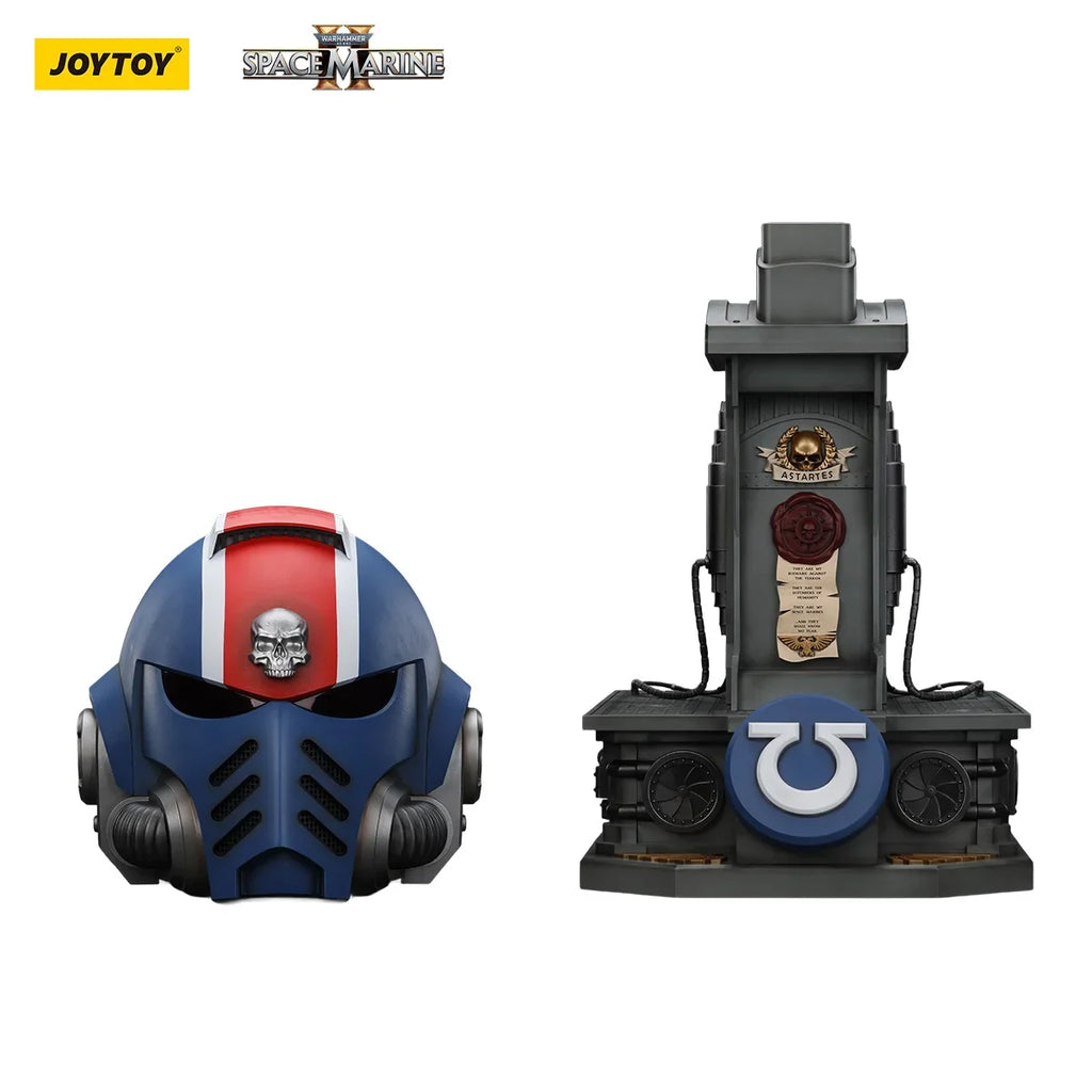 JOYTOY Warhammer 1/1 Action Figures Ultramarines Lieutenant Titus' MKX Helmet & Display Stand