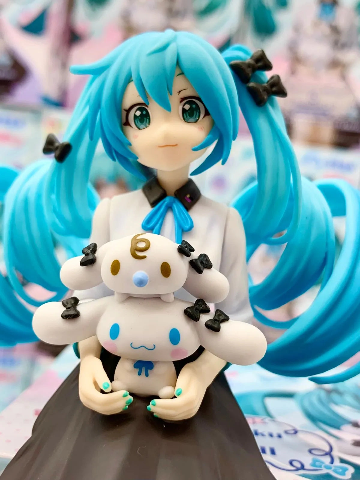 14CM Anime Hatsune Miku Big Eared Dog And MILK Noodle Stopper Figure Peripheral Models Decorative Decorations Children Gift
