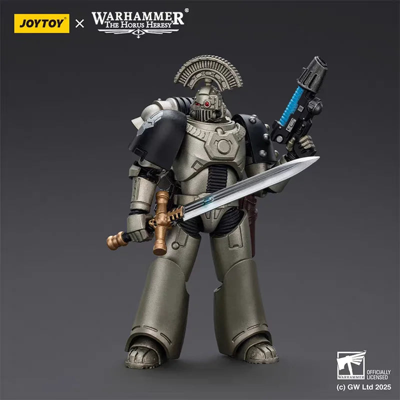 Joytoy Warhammer 1/18 Action Figures Iron Warriors MKVI Tactical Sergeant with Power Sword and Plasma Pistol Model Toy Boy Gifts