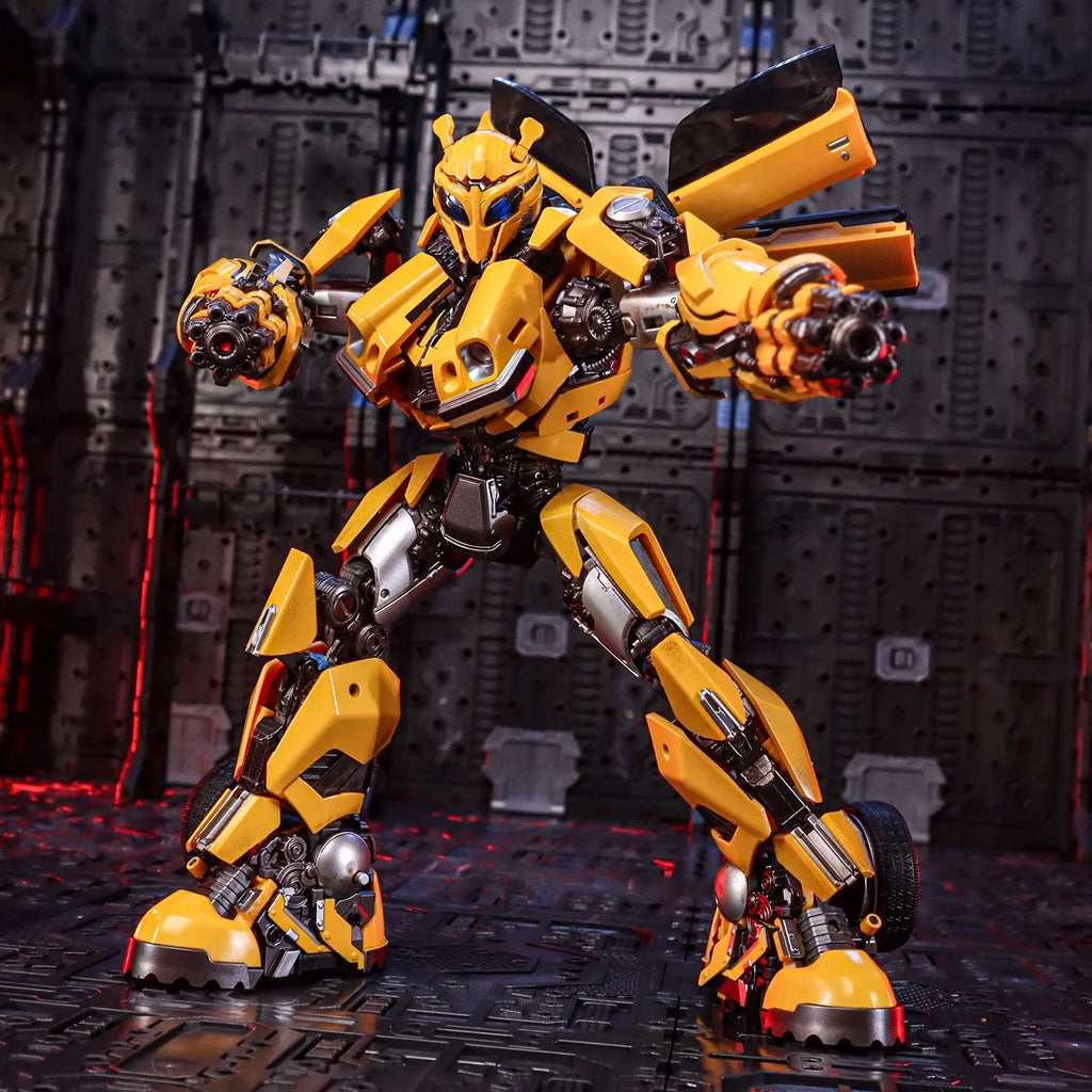 Transforming Yellow Bee Toy Model Alloy Skeleton Moveable Car Person Collectible Action Figure 2cm High Precision Painting