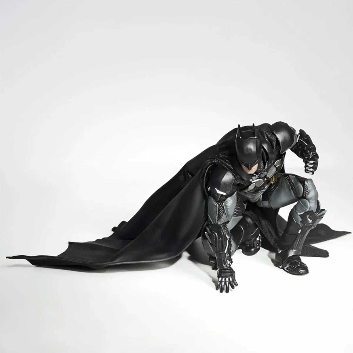 Arkham Knight Batman Action Figure 1/12 Batman Collectable Action Figure Anime Model Joints Movable Figurine Toys V8.04 Suit