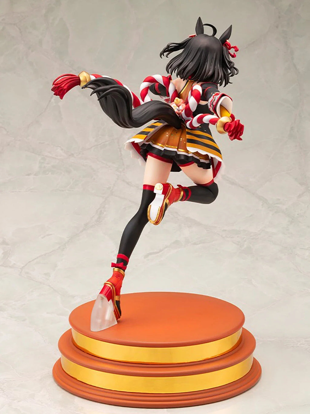 In Stock Original Kotobukiya Prepainted Umamusume: Pretty Derby Kitasan Black Outrunning The Encroaching Heat 1/7 H=295mm Figure