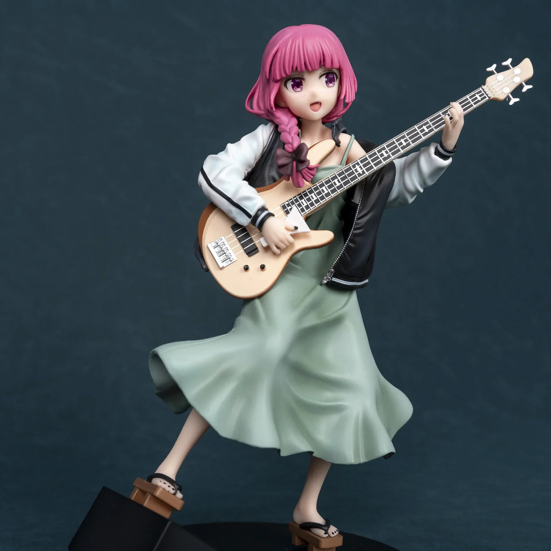 Lonely Rock Kikuri Hiroi Figure Band Bassist Beautiful Girl Anime Japanese Otaku Pc Case Model Christmas Ornament Birthday Gift