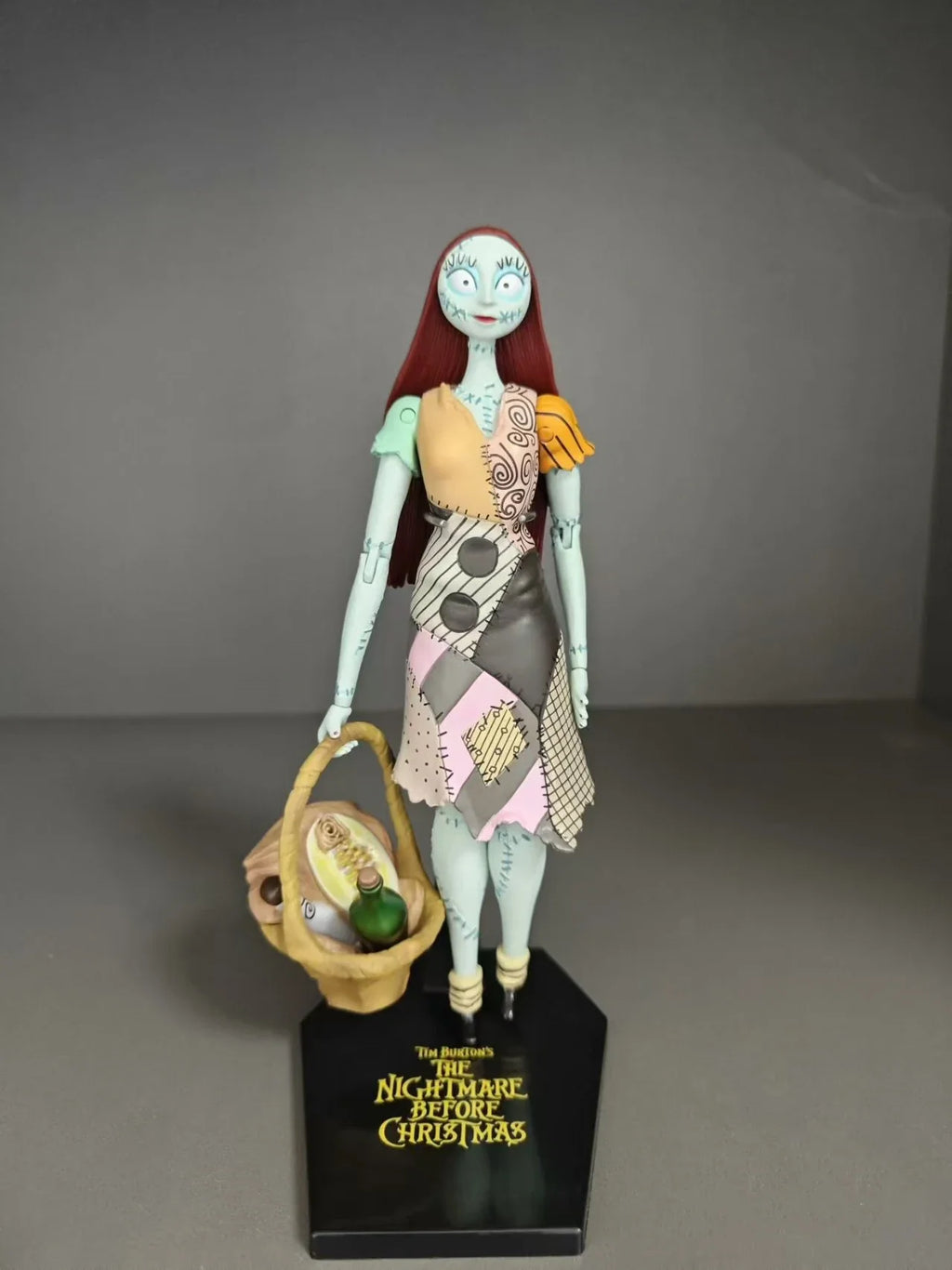 Disney Jun Planning Nightmare Before Christmas Sally Action figures Series 1 Halloween gift The packaging does not include a box