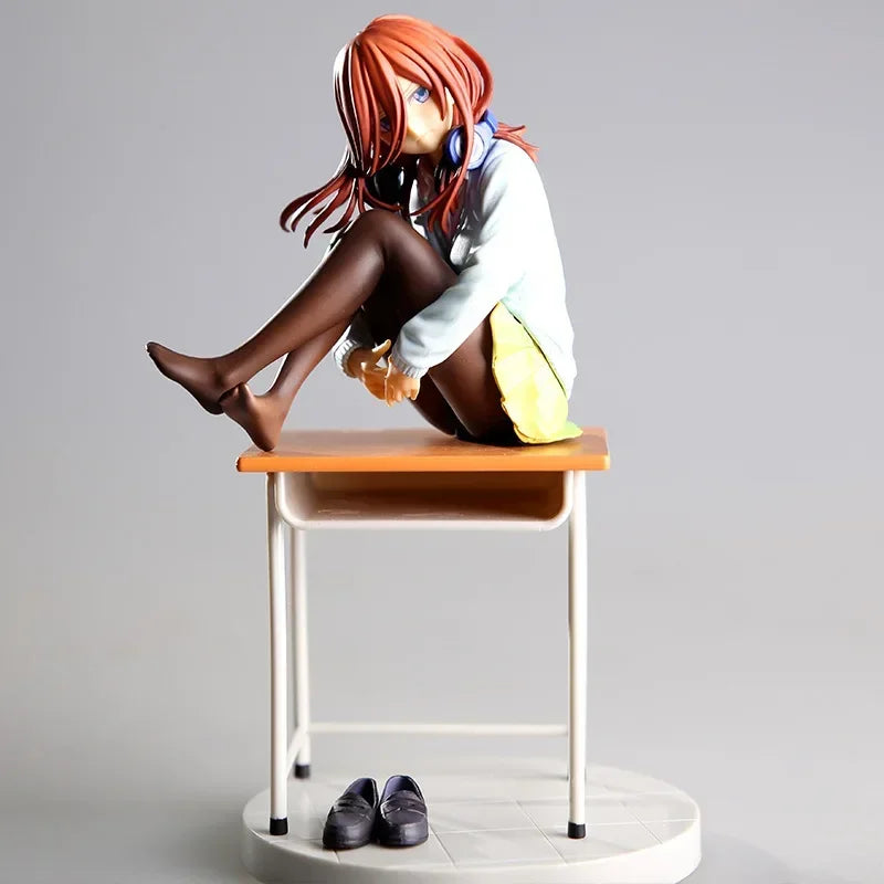 26cm The Quintessential Quintuplets Anime Girl Figure Miku Nakano Action Figure Nino Nakano Figurine Adult Model Doll Toys Gifts