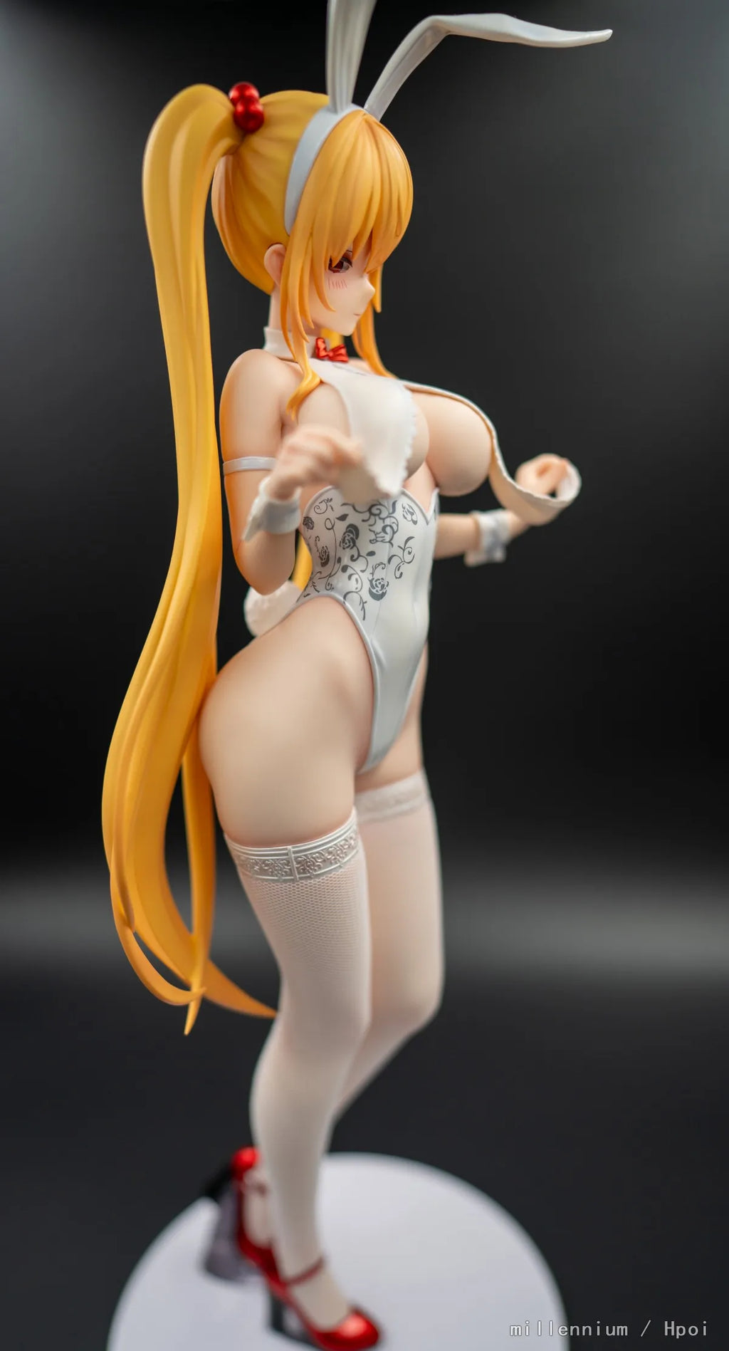 In Stock Original BearPanda Little Sayuri Bunny Girl Silk Stockings Warm Paint Chasing Eyes Hot Sale Figure 1/4 Model Dolls