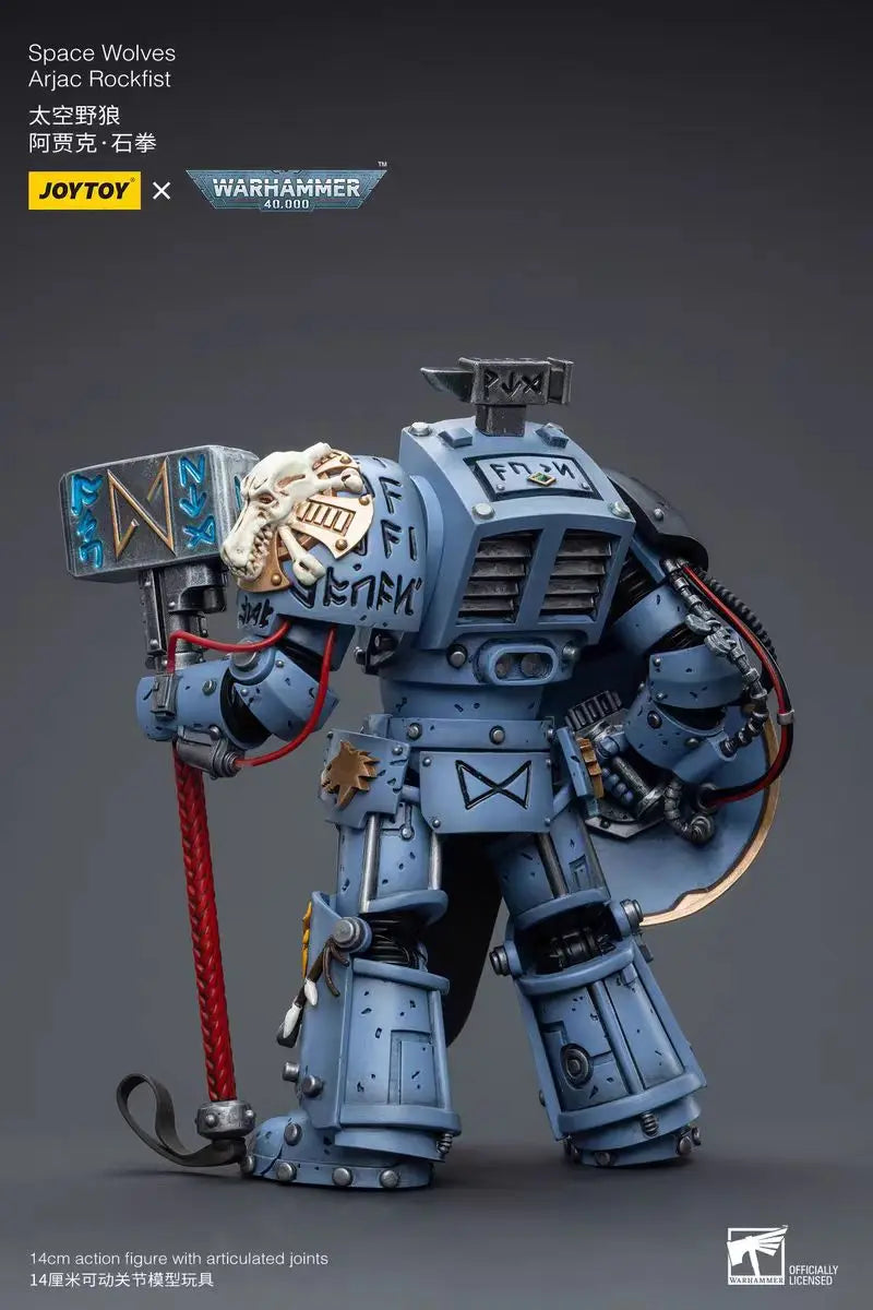 【In Stock】JOYTOY Warhammer 40K Space Wolves Arjac Rockfist 1/18 Action Figures Models Toys Collection