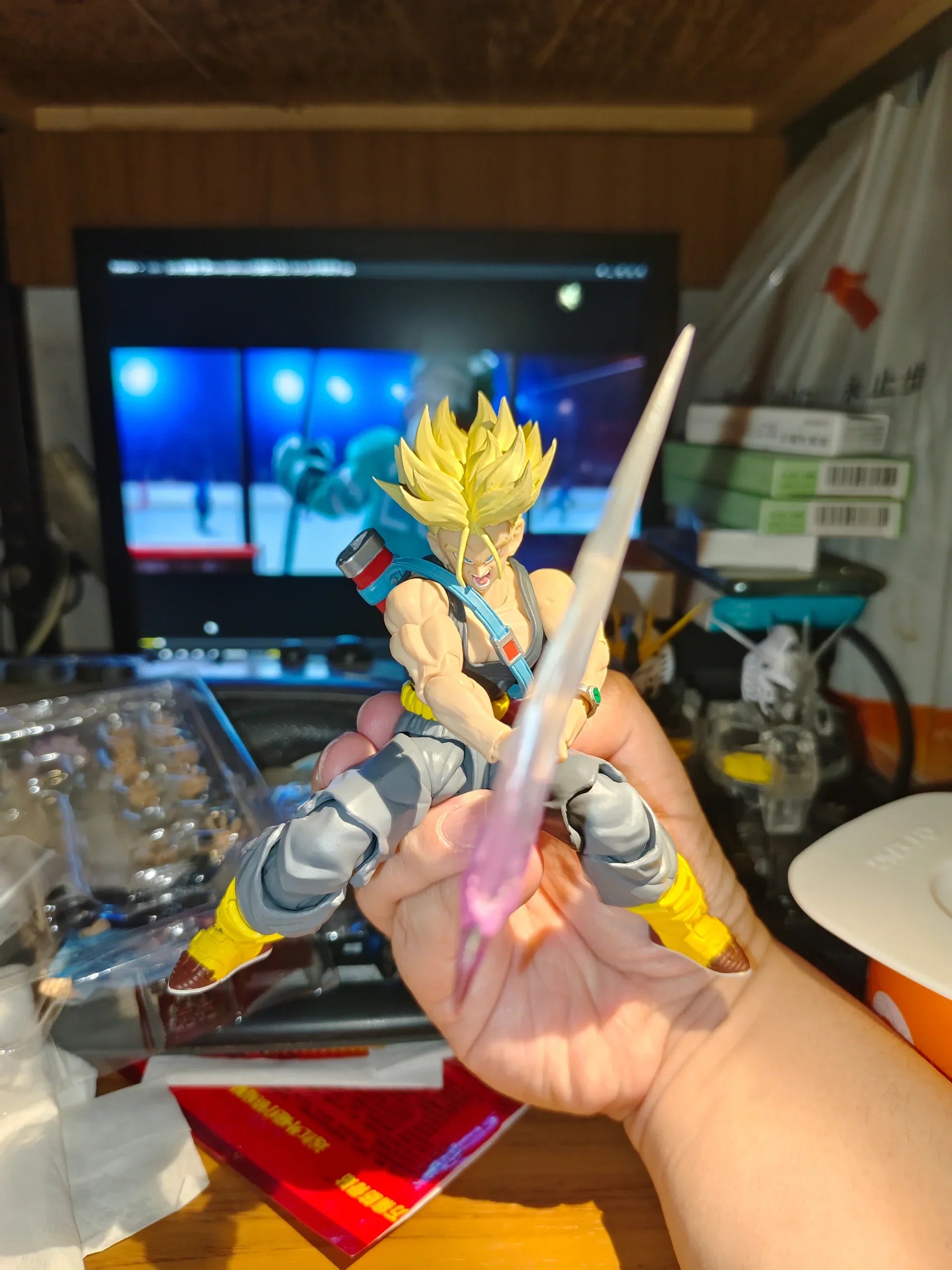 NEW Tonsen Arttoys Kamione Dragon Ball Z Trunks Anime Action Figure Super Saiyan SSJ SSJ2 Trunks Figurine Statue Model Toys Gift