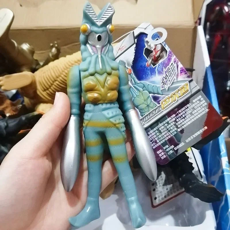 15cm Monster Kaiju Model Action figure Alien Hipporit Antlar Red king Zetton Tyrant Gomora Hipporit Altman Toy collection gift