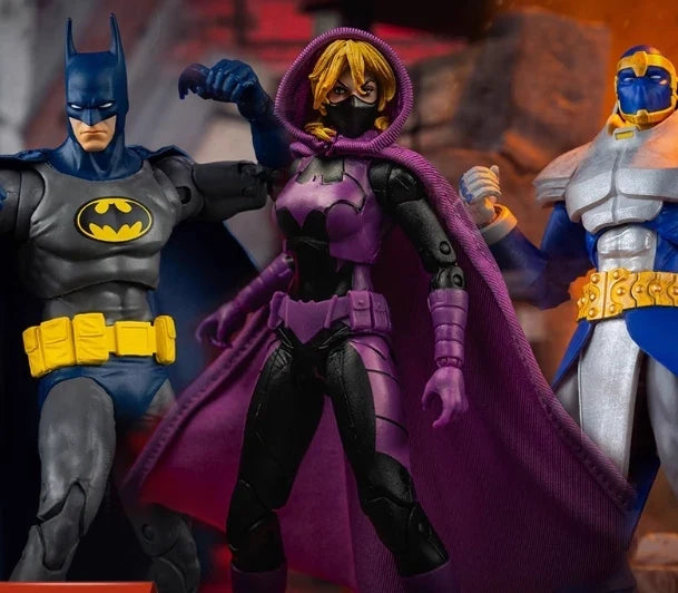 In stock Arkham Asylum Batman Batgirl Monarch Articulated Figure Model Toys 17cm