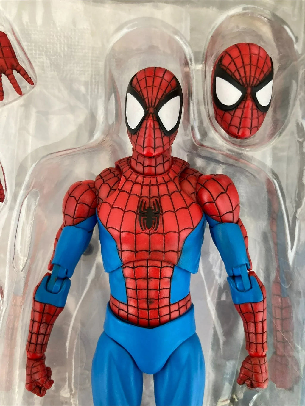 Classic Spider-Man Comics 6-inch Moving Figures Red and Blue Suit  Medicom MAFEX No. 185 in Stock