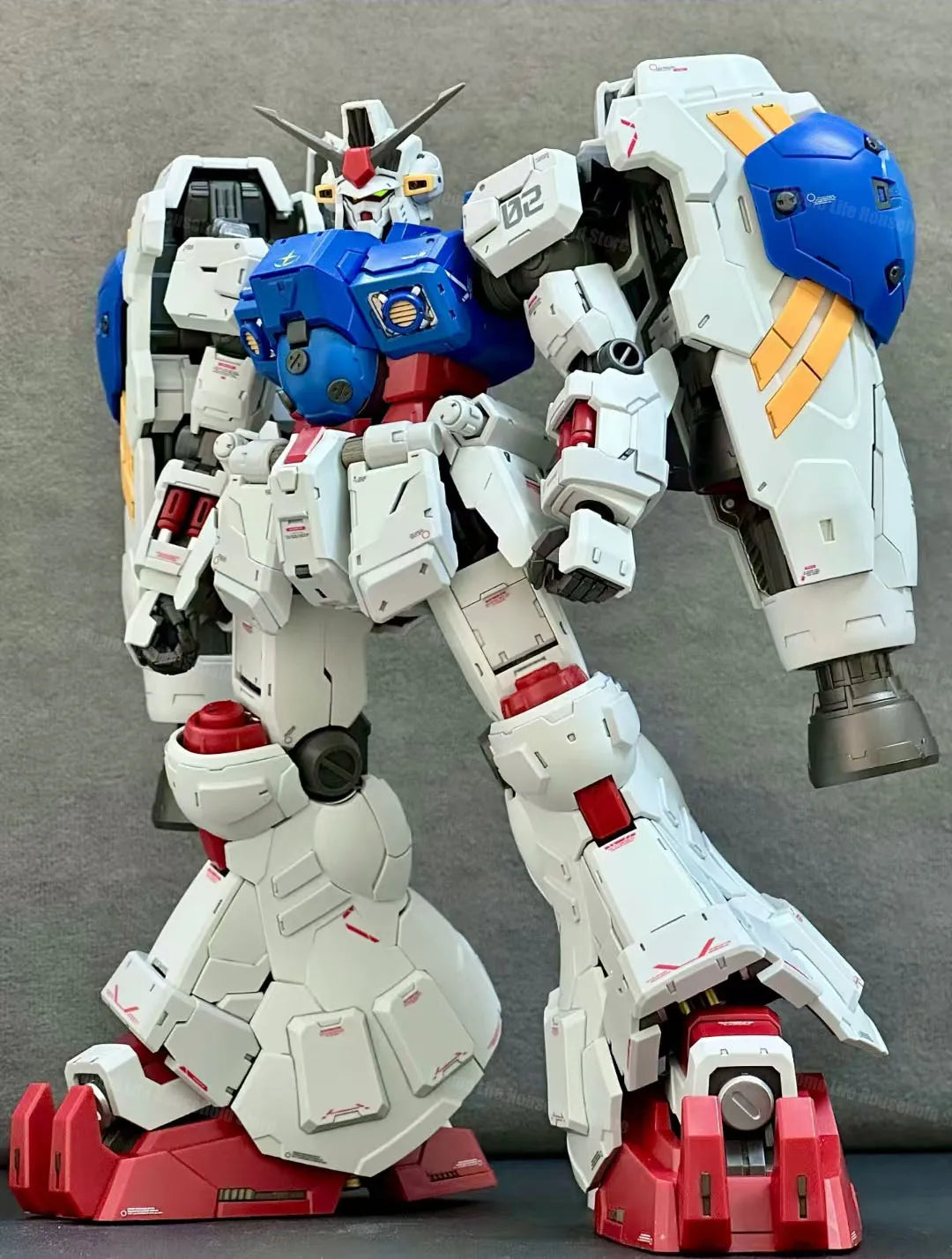 In Stock Solomn Axis 1/100 Mg Rx-78gp02a Physalis Assembly Model Kits Plastic Skeleton Action Figure Robot Plastic Model Toys