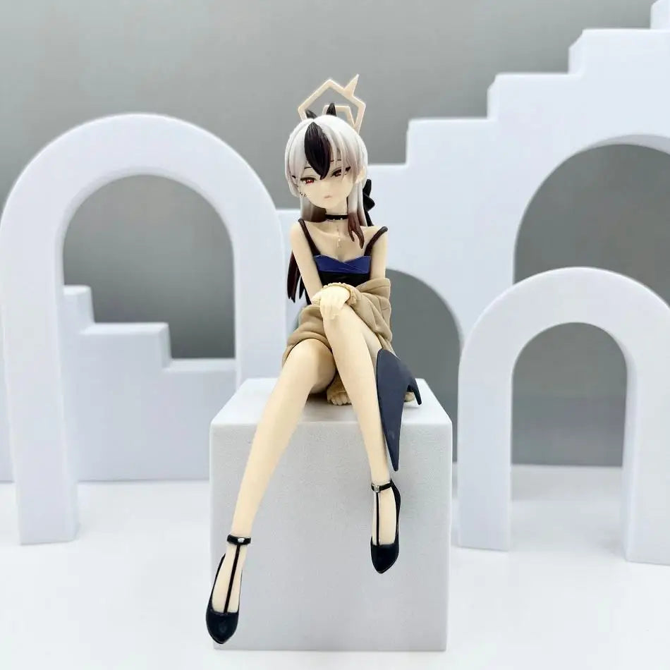 Anime Blue Archive Kayoko Figure Hooded Sweatshirt Kayoko Onikata Figure Beautiful Girl Standing Posture Figurine PVC Toys Gifts