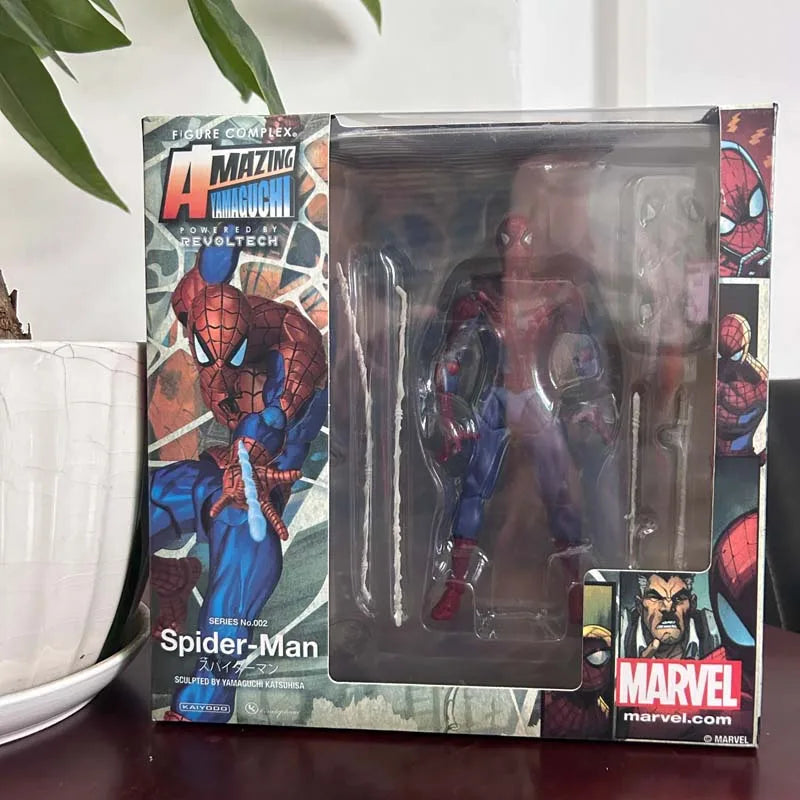 Revoltech Amazing Yamaguchi Spiderman Spider-man Peter Parker Action Figure Collection Model Toys Figurine Birthday Present