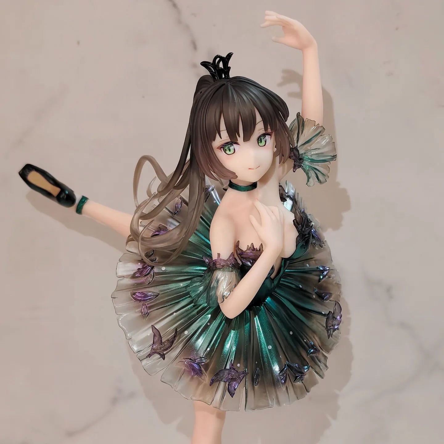 High-Quality Generic Black Swan Anime Girl GK Figure Ballerina Style Collectible Statue Desktop Case Decor Ornament Gift