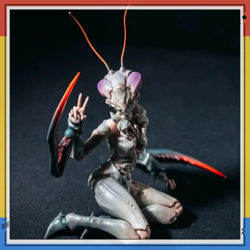 In Stock New Ice Studio The Bug Series  Artificial Evolution Experimental Body  B0127 Tarantula Girl Action Figure Precious Toy
