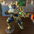 Kreative Produktion eines 36 cm großen Thanos-Avengers-Four-Marvel-Figurenmodells