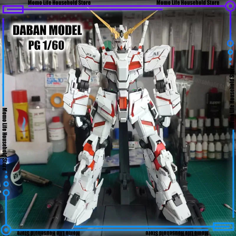 In Stock Daban PG 1/60 Unicorn Rx-0 Assembly Model Kits Plastic skeleton Kits Anime Action Figure Robot Plastic Model Gifts Toys