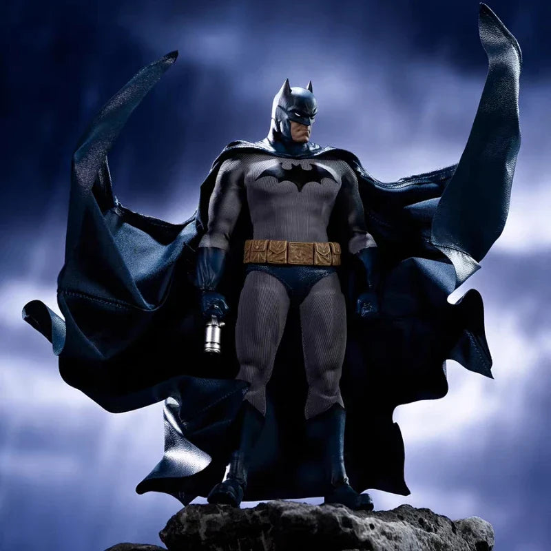 New Genuine Gong Dc Silence Batman Cloth Outfit Action Figures Batman Anime Figure 3d Batman Collectible Movable Model Toy Gift