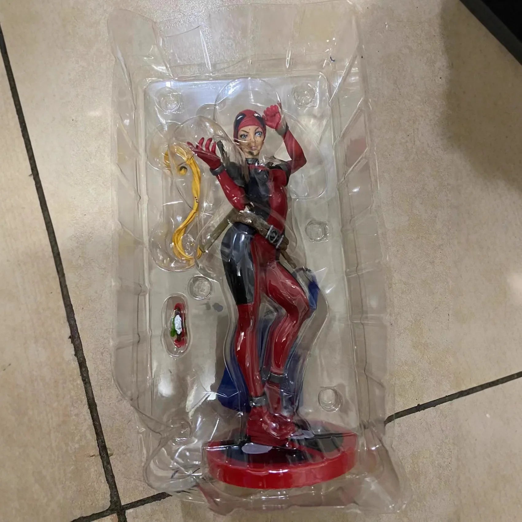 Lady Deadpool 24cm Action Figure X Men Anime Cartoon Bishoujo Statue Model Toy Doll Room Decor Collection Birthday Xmas Gift Kid