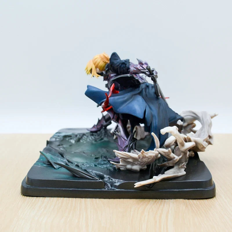 13cm Fate/Grand Order Altria Pendragon Anime Figure Fate/stay night Saber Alter Action Figure Collectible Model Doll Toys Gifts