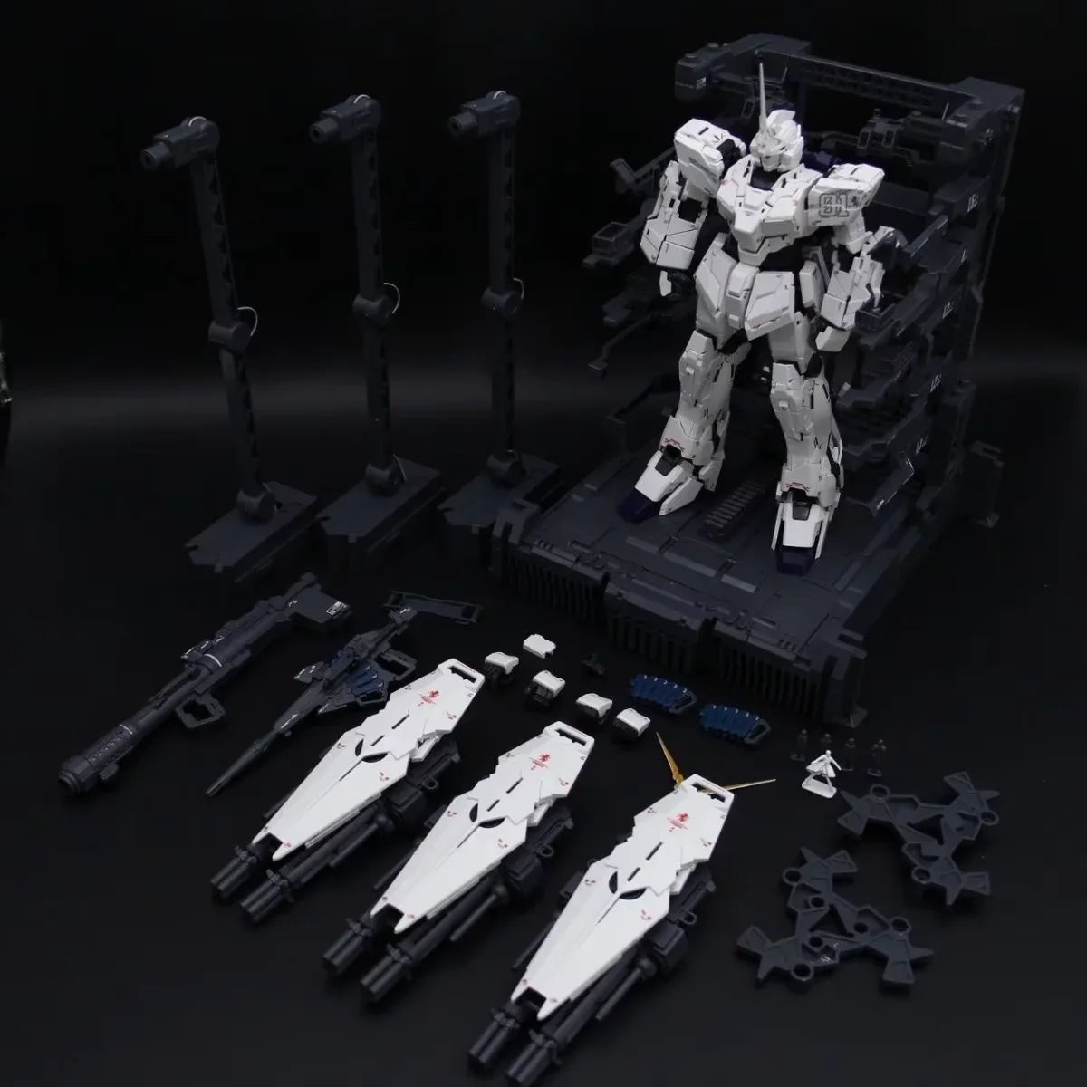 SS Model 2201 KO MGEX Unicorn Fighter Revised Version Action Figure 1/100 Assembly Model Kit Room Decor Birthday Gift